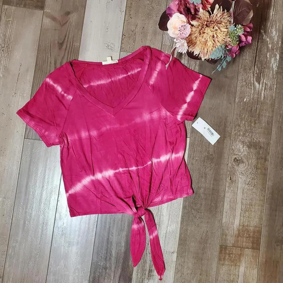 NWT Ultra Flirt Women's Pink and White Tie Dye V-Neck Top Size Medium - Picture 12 of 14